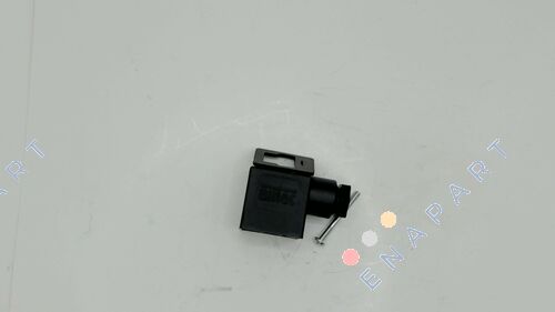 28-ST-01 Appliance plug