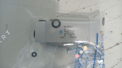 04.005.4 BISTABLE MEMORY ELEMENT FOR INTERFACE