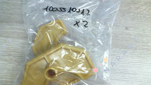 1005510017 Plastic cover