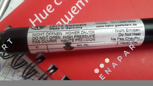 1082045 600N gas spring