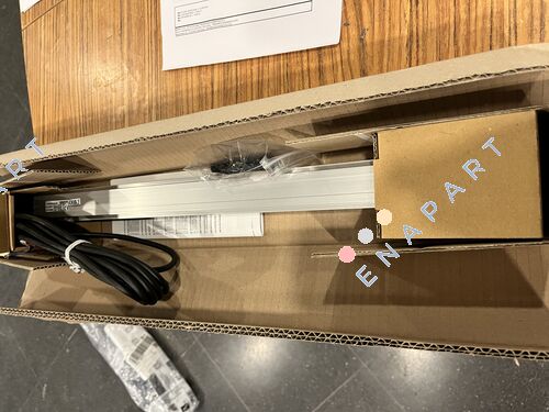 TP1-0400-101-411-205 Displacement sensor