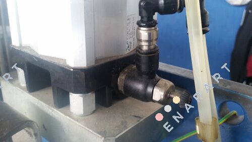1321.80.100.01 Profile tube cylinder