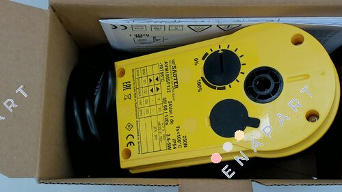 AVM105SF132 SUT 2-/3-point valve drive, 0... 10 V, 24 V, 8 mm, 35/60/120 s, 250 N