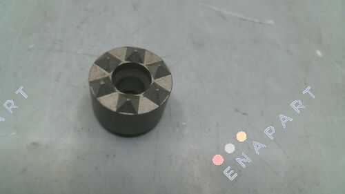 UGE 30  089822 CLAMPING INSERT
