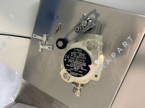 XC8JC10131P11C Position switch